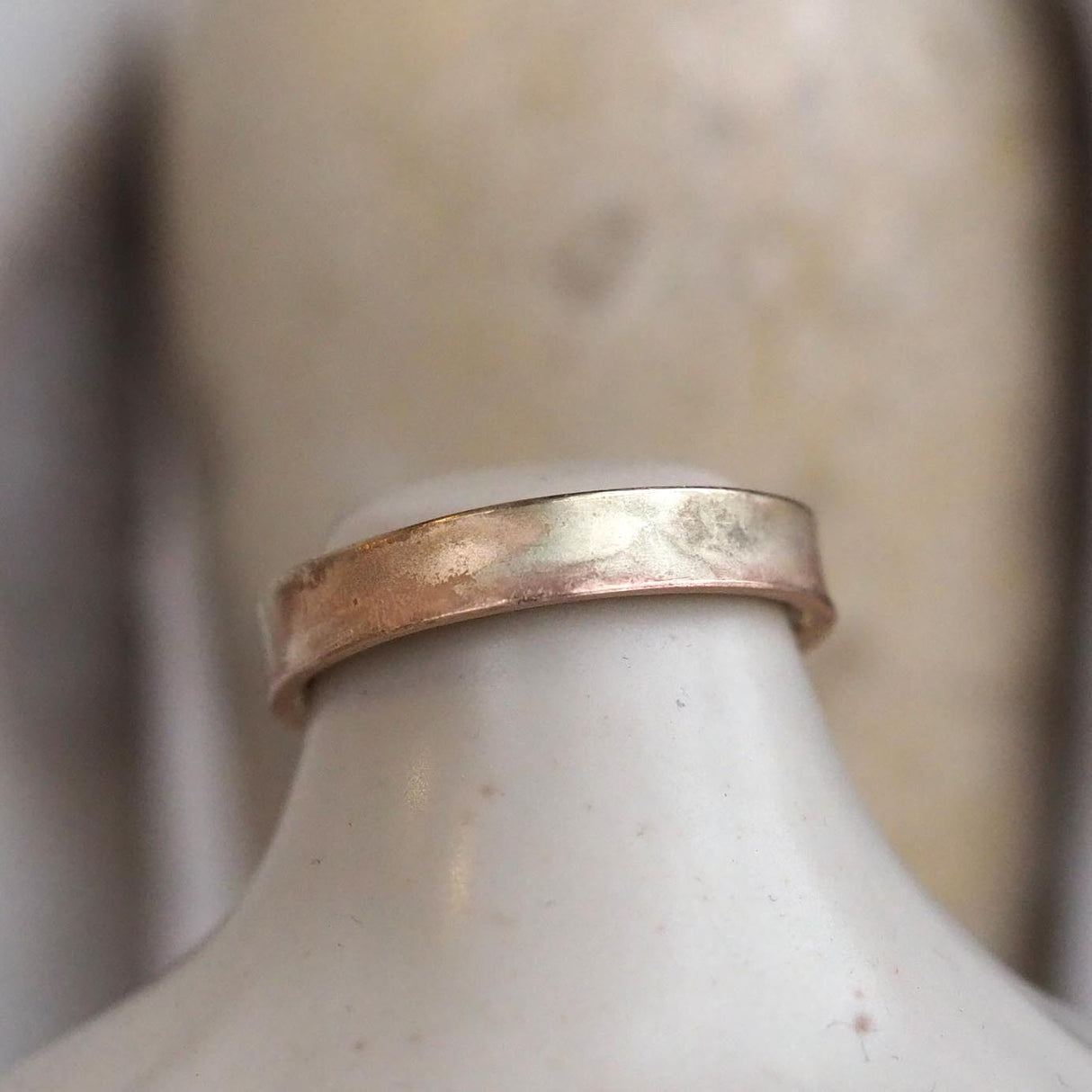 4mm 9ct gold patina finish mens wedding ring