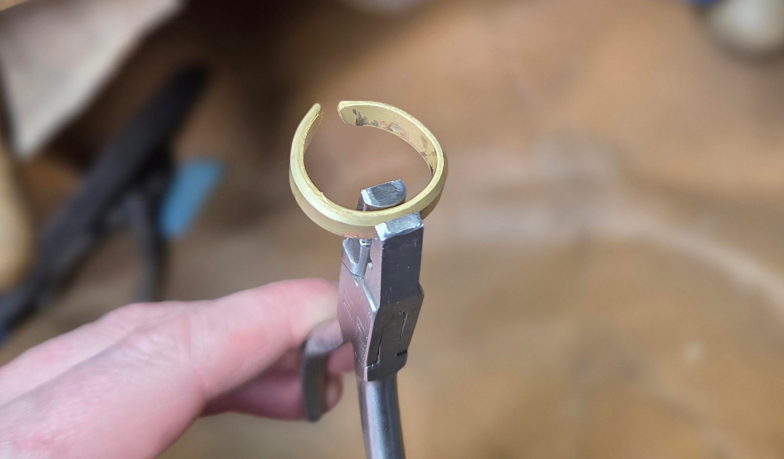Can you melt down old jewellery to make wedding rings?