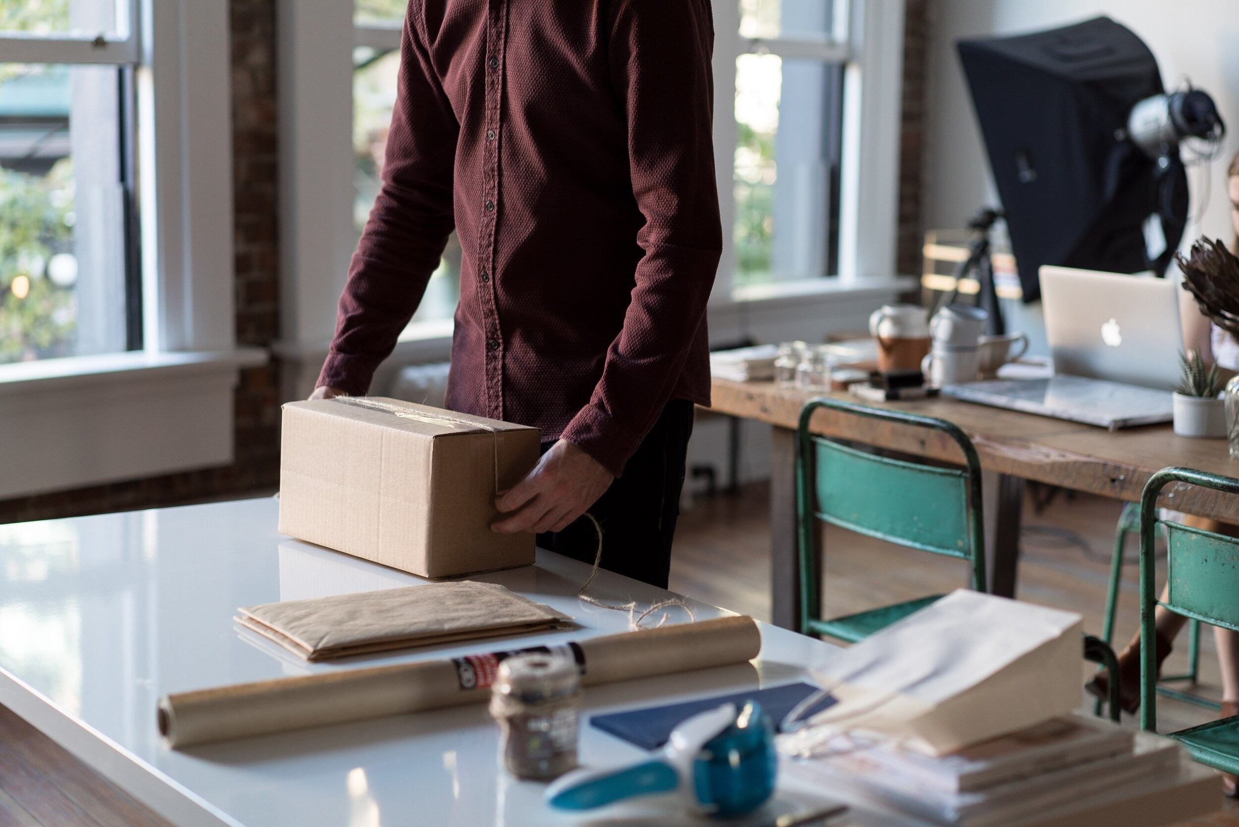 Service centre, secure storage and order fulfilment for jewellery brands