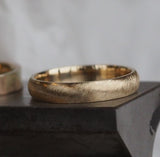 9ct gold 4mm Brushed finish mens wedding band