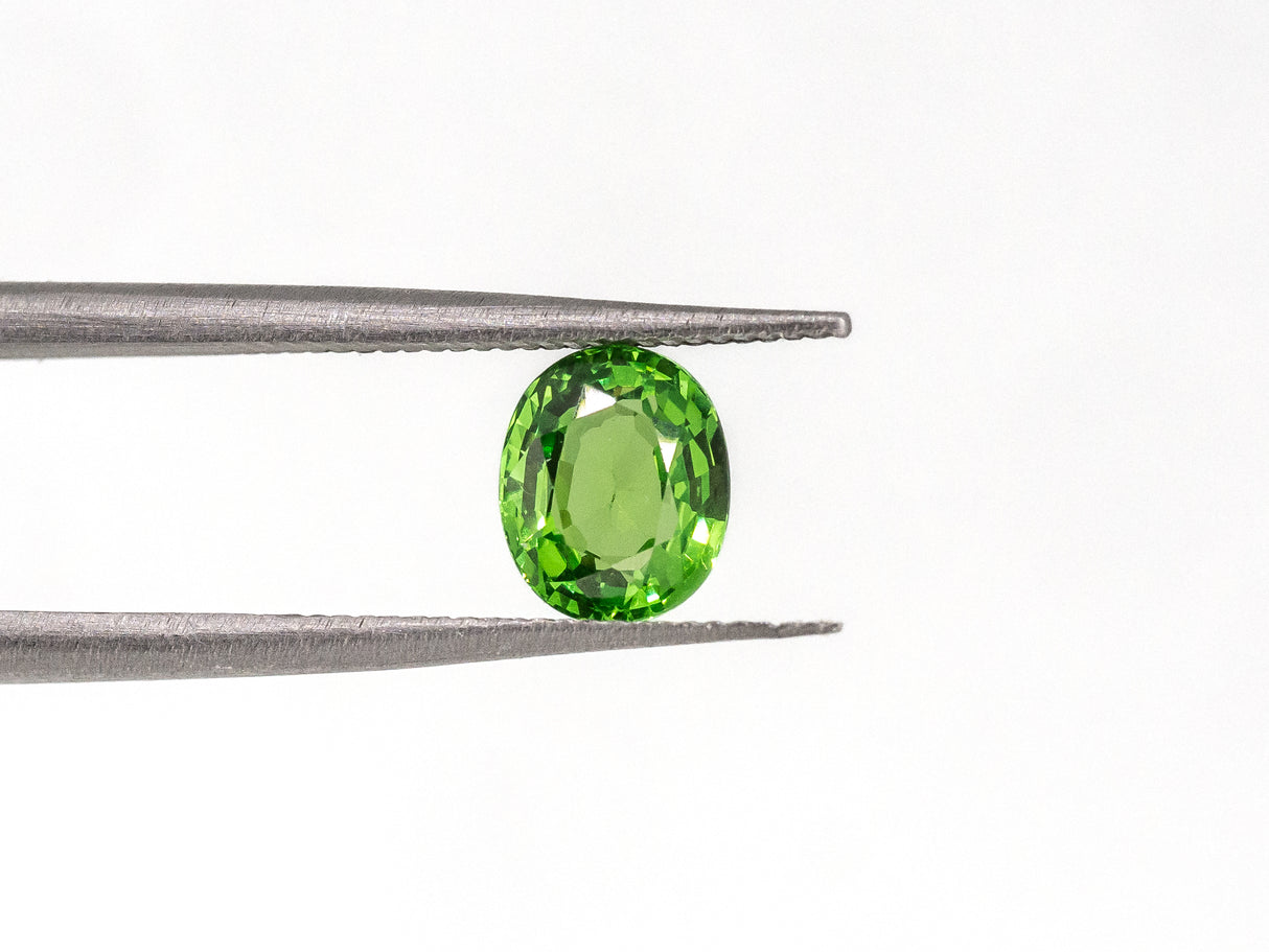 1.09ct Oval Tsavorite garnet