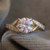 The crossover shoulders ring
